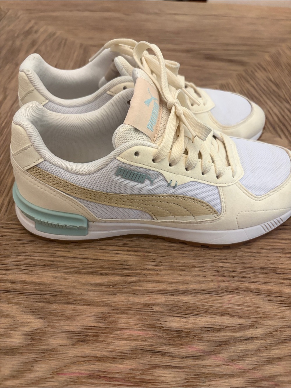 Puma Women’s Cream & Mint Low-Top Sneakers